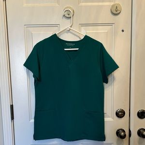 Mandala 6 Pocket Top Hunter Green Medium